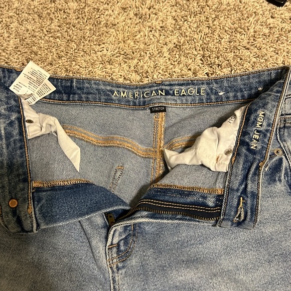 AE Stretch Straight Ripped Mom Jeans - Picture 3 of 4